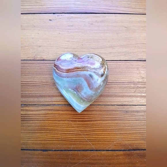 💚Marble heart paperweight - Picture 2 of 2